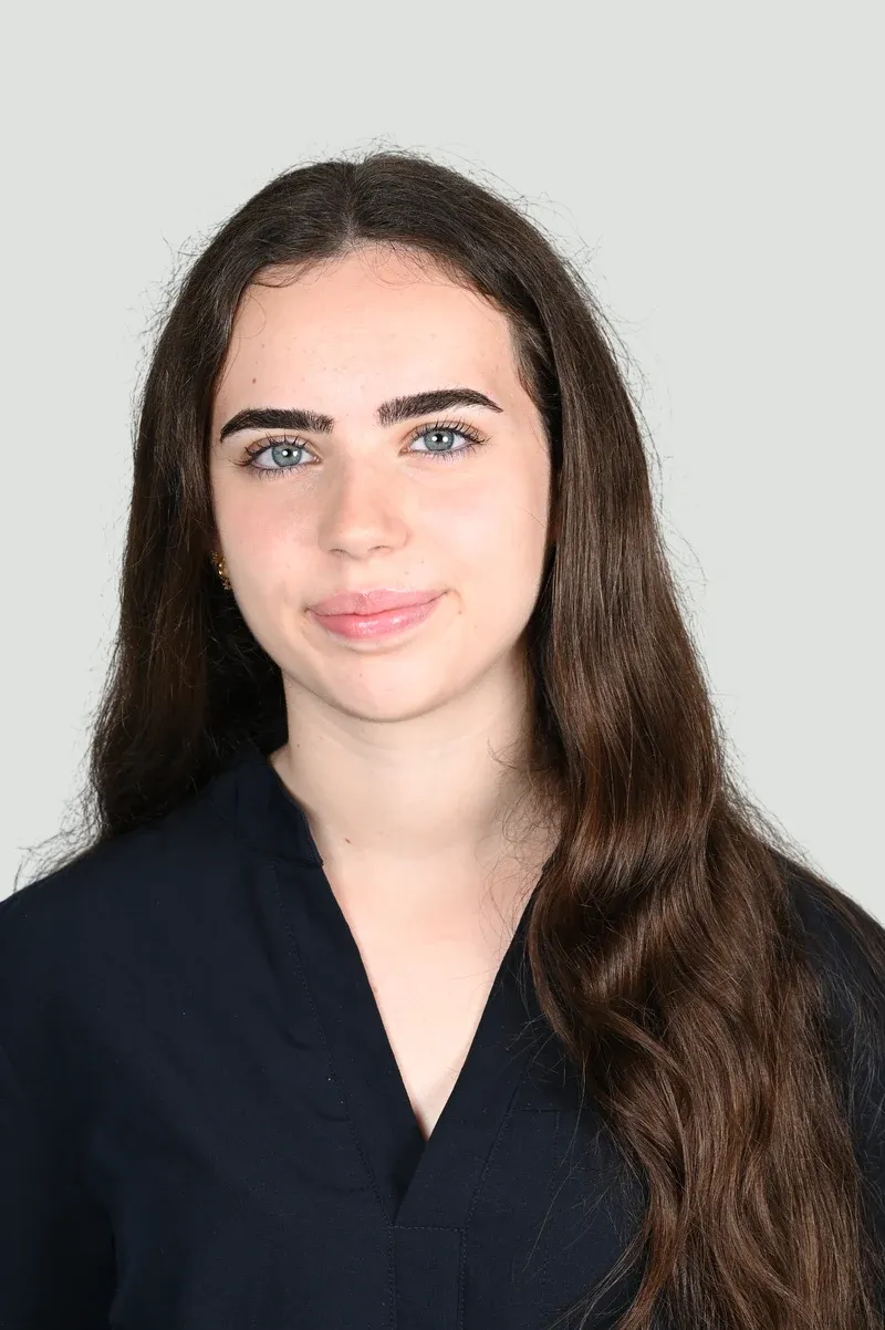 Belma Kalajdžini, Lernende Dentalassistentin EFZ – Zahnarztpraxis Freienstein